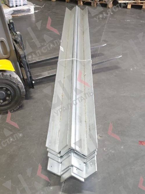 Уголок оцинкованный 63х40х1.2 Ст1-3